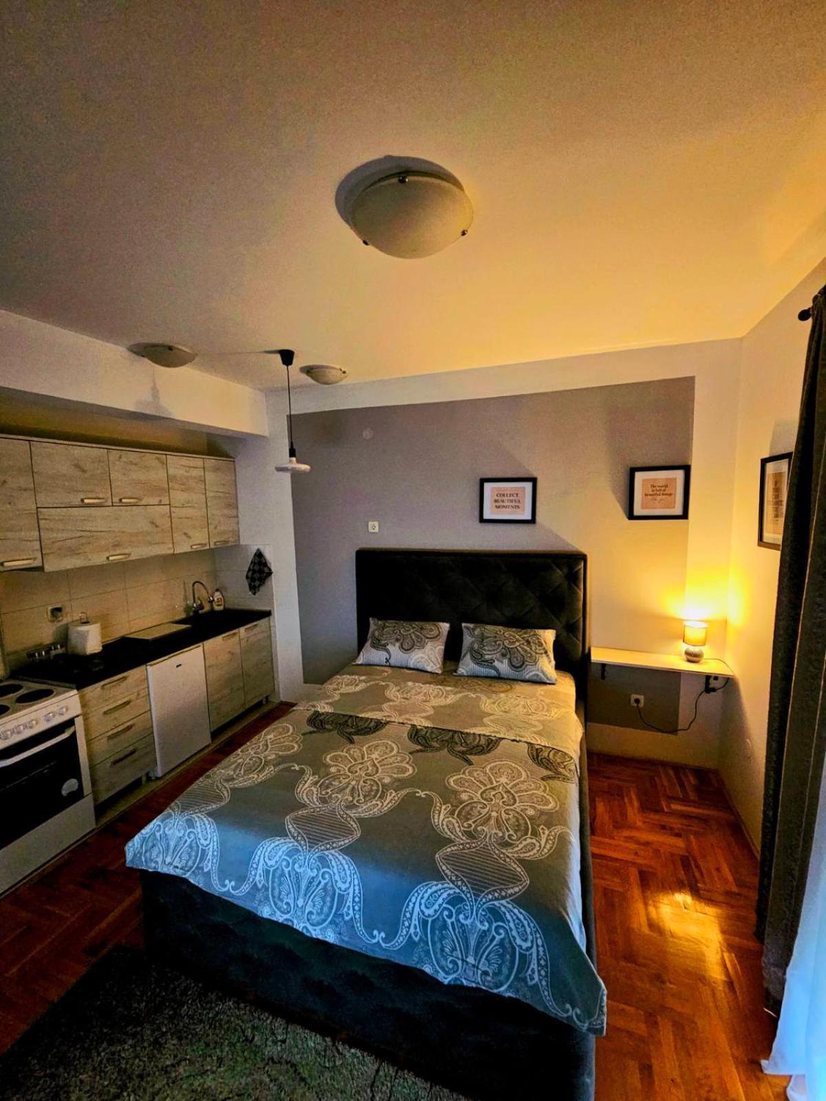 Studio Place 8 Podgorica Exterior photo